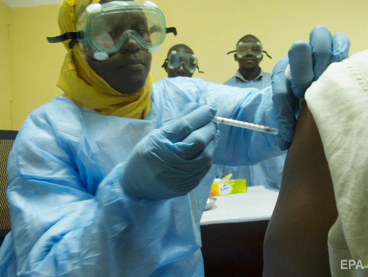 У Конго доправили першу партію вакцини від Еболи
