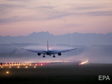 В аэропорту Варшавы из-за смерти пассажира совершил экстренную посадку летевший из Стокгольма самолет