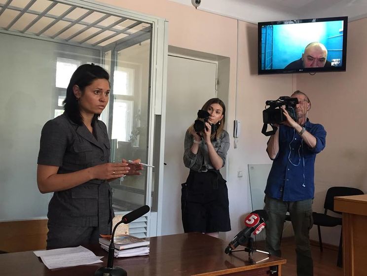 Клопотання адвоката Крисіна про відвід судді та передання справи про тортури на Майдані з Дарницького в Шевченківський суд відхилили