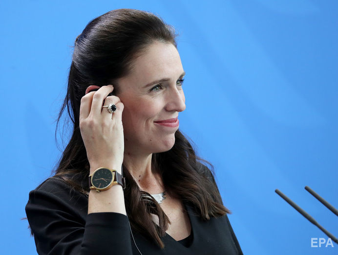 ﻿Прем'єр-міністр Нової Зеландії стала другим в історії лідером уряду, який народив дитину