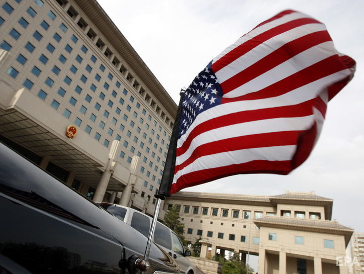 ﻿Держдепартамент США евакуював із Китаю щонайменше 11 дипломатів – ЗМІ