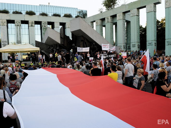 В Польше планируют снести 75 советских памятников