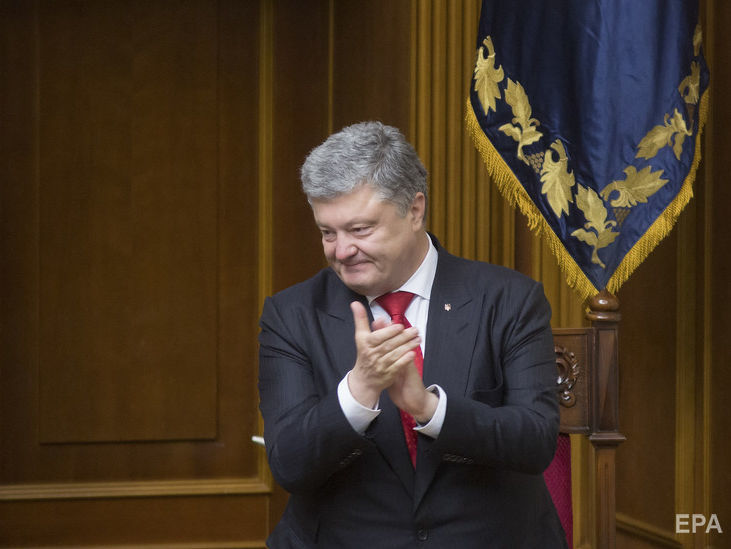 Порошенко поприветствовал декларацию НАТО с подтверждением евроатлантических стремлений Украины