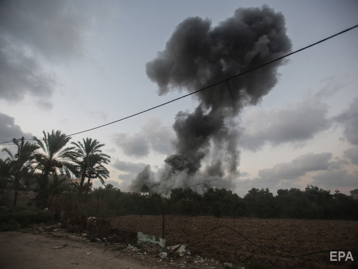 В секторе Газа после пятидневного перемирия возобновились бои между военными Израиля и боевиками ХАМАС