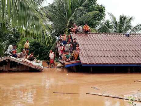 Шість сіл у Лаосі повністю пішли під воду