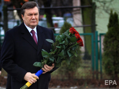 Манафорт готовил Януковичу ответы на вопросы об упавшем венке и о редких появлениях первой леди на публике – расследование