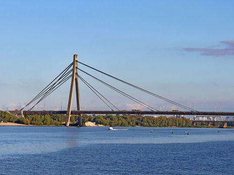 ﻿У Києві у вихідні буде обмежено рух по Північному мосту – КМДА