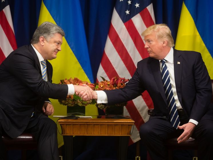 "США всегда будут рядом с Украиной, когда она защищает свой суверенитет и территориальную целостность". Трамп поздравил украинцев с Днем Независимости