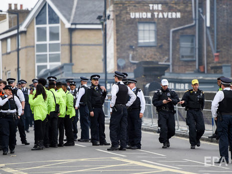 На карнавале в лондонском Ноттинг-Хилле задержали 373 человека. Фоторепортаж