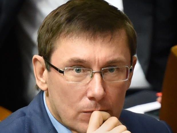 ﻿"Покарання знайшло злочинця". Луценко заявив, що ГПУ закриє кримінальне провадження щодо Захарченка