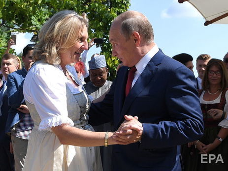 ﻿Український посол заявив, що візит Путіна на весілля глави австрійського МЗС негативно вплинув на імідж Австрії в Україні
