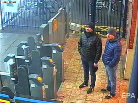 Підозрювані показали паспорти із прізвищами "Петров" і "Боширов"