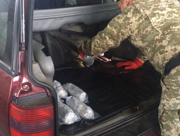 Украинец пытался вывезти в РФ 21 кг марихуаны &ndash; ГПСУ