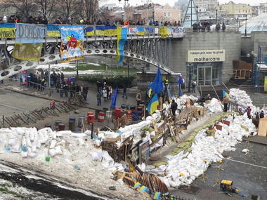 Милиция ищет на баррикадах в Киеве доказательства расстрелов на Майдане