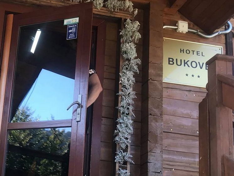 СБУ проводит обыск на курорте Буковель, его бывший гендиректор связывает происходящее с политикой