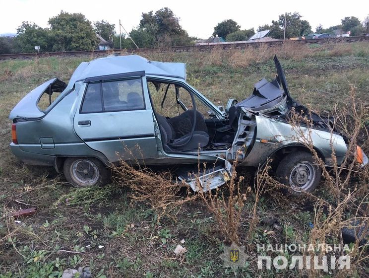 В Николаевской области "Интерсити" столкнулся с легковушкой, погибли два человека