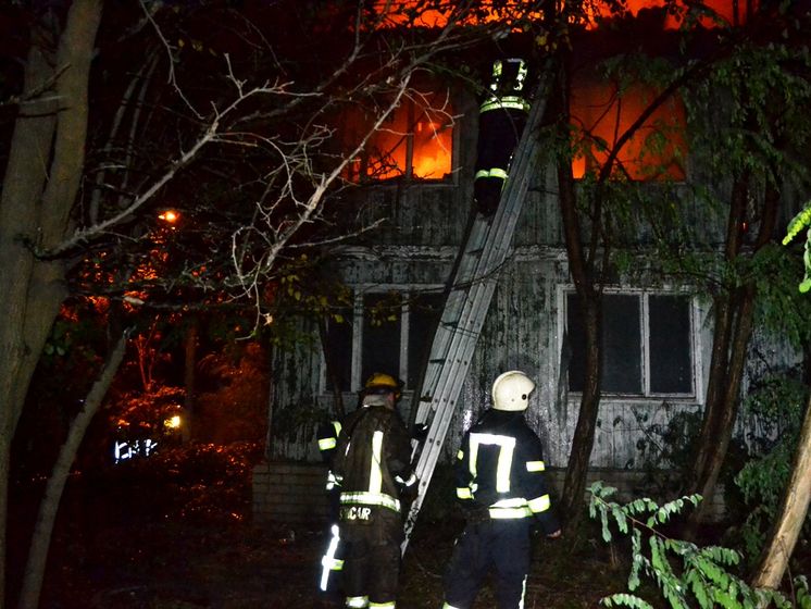 В Одессе горел корпус санатория "Красные зори". Видео
