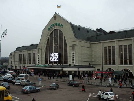 Неизвестные похитили девушку на Центральном железнодорожном вокзале Киева &ndash; СМИ