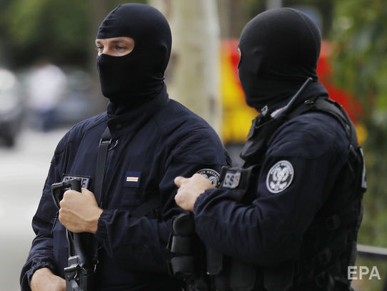 Полиция Франции провела антитеррористическую операцию на севере страны