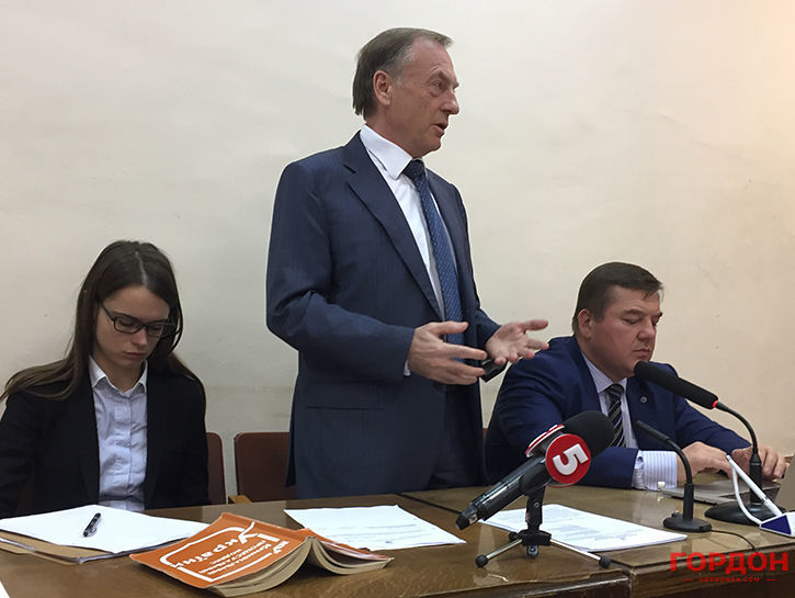 Экс-министру юстиции Лавриновичу огласят обвинительный акт 17 октября
