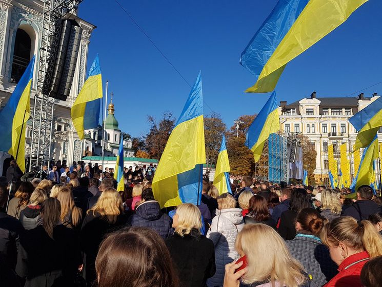 В Киеве начался молебен за автокефалию при участии Порошенко. Трансляция