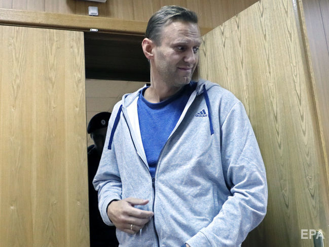 ﻿Навального відпустили з поліції без висунення обвинувачення у кримінальній справі про наклеп