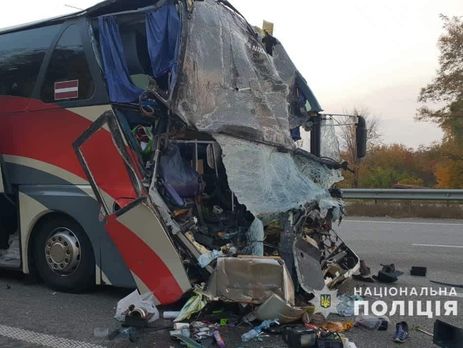 Водитель автобуса, в котором во время ДТП погибла Поплавская: В момент обгона, возможно, отвлекся на Марину