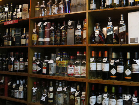 В магазинах Киева запретили продажу алкоголя в ночное время