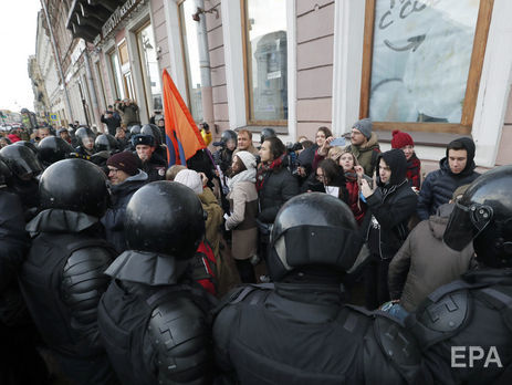 ﻿У Москві і Санкт-Петербурзі затримали учасників акції 