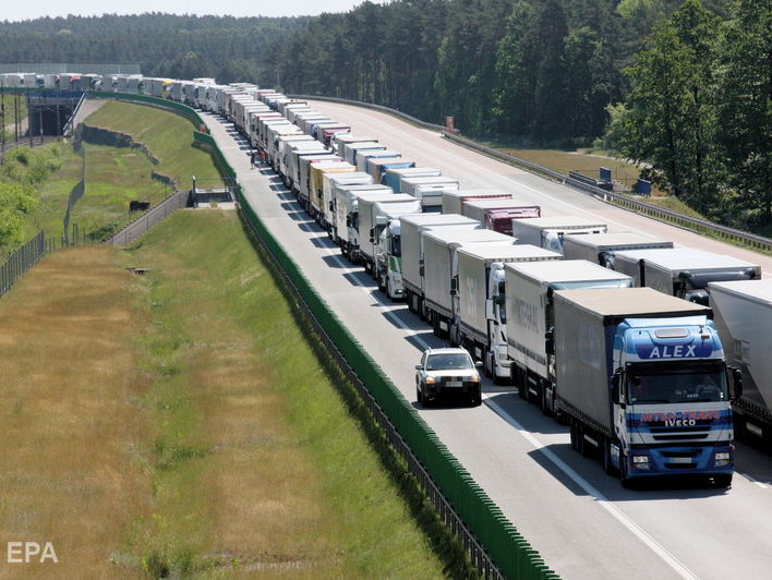В НБУ ожидают, что трудовая миграция украинцев в Польшу будет постепенно сокращаться