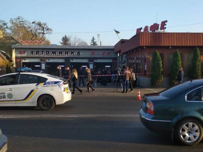Унаслідок стрілянини на автомийці у Луцьку одна людина загинула, ще двох травмовано