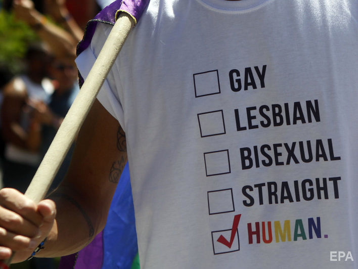 Шотландия первой в мире ввела в школьную программу уроки по правам ЛГБТ