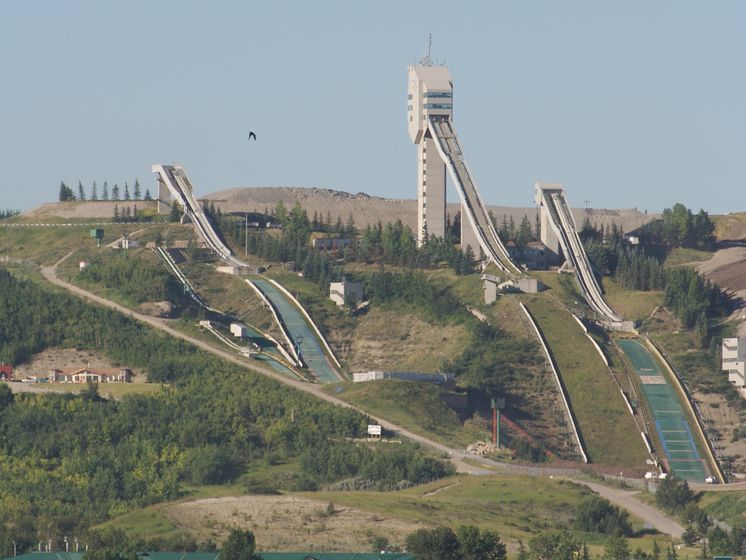﻿Жителі канадського Калгарі виступили проти проведення в місті зимової Олімпіади у 2026 році