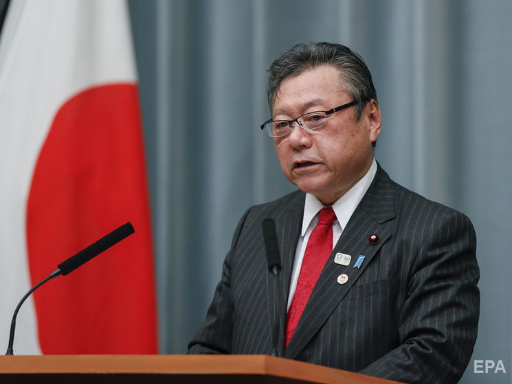 В Японии отвечающий за кибербезопасность министр признался, что никогда не пользовался компьютером