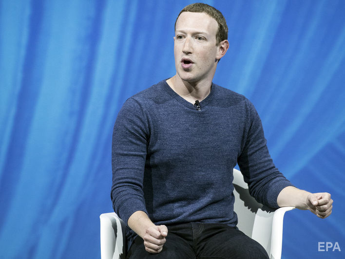 ﻿Цукерберг заборонив менеджерам Facebook користуватися iPhone – ЗМІ