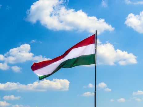 ﻿У Будапешті стверджують, що посла Угорщини не викликали у МЗС України через заяви Орбана