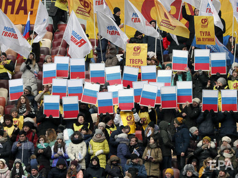 Почти треть россиян считают политику властей помехой социальной справедливости &ndash; опрос