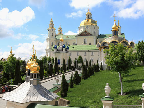 В Почаевской лавре считают, что власти хотят сделать из нее музей