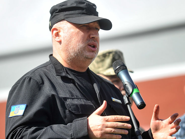 Турчинов предложил ввести в Украине военное положение на 60 дней