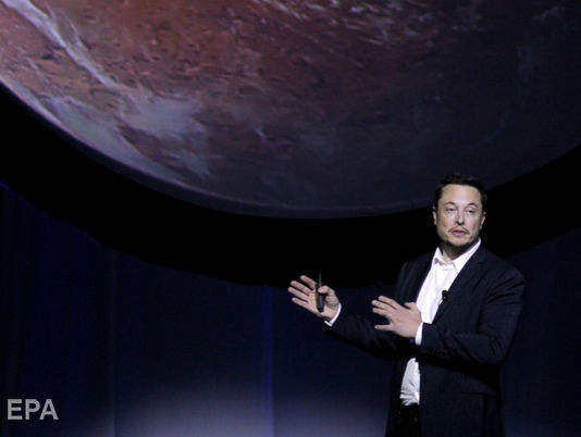﻿Маск заявив, що має намір вирушити на Марс