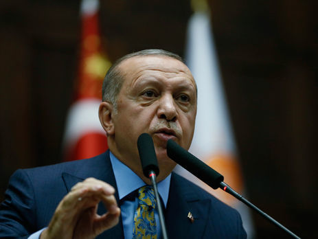Порошенко призвал Эрдогана усилить давление на Россию для освобождения украинских моряков и кораблей