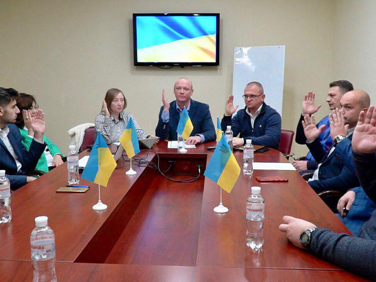 Партия "Трудовая Украина" вышла из Оппозиционного блока и присоединилась к Партии регионов