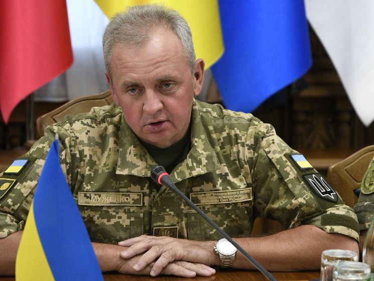 Муженко заявил, что Россия увеличила количество военной техники на границе с Украиной