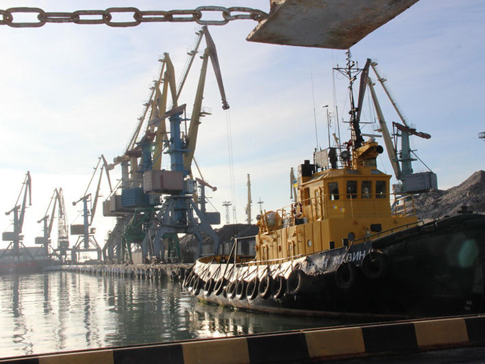 За пять лет порты Бердянск и Мариуполь почти вдвое уменьшили объемы перевалки грузов – Администрация морпортов Украины