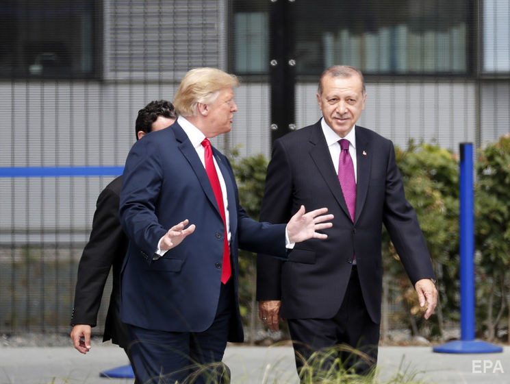 Трамп заявил Эрдогану, что США работают над выдачей Турции Гюлена – глава МИД Турции