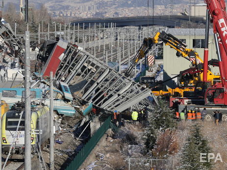 ﻿Аварія потяга в Анкарі. У Туреччині затримали дев'ятьох підозрюваних