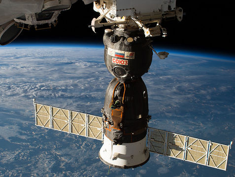 Российский космонавт заявил, что отверстие в "Союзе", из-за чего произошла утечка воздуха на МКС, было просверлено изнутри корабля