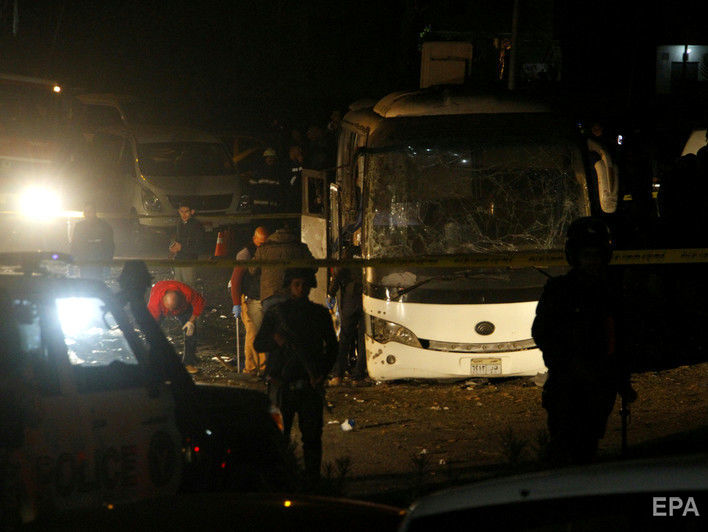 Количество жертв взрыва автобуса в Египте увеличилось до четырех