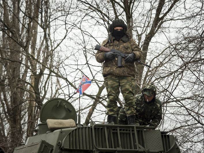На Донбассе погиб один оккупант из-за неосторожного обращения с оружием – штаб операции Объединенных сил