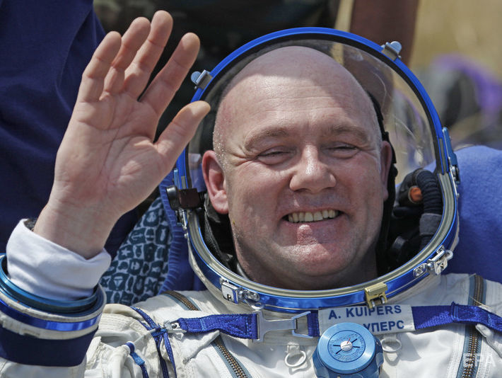Голландский астронавт рассказал, как по ошибке позвонил из космоса в службу спасения 911